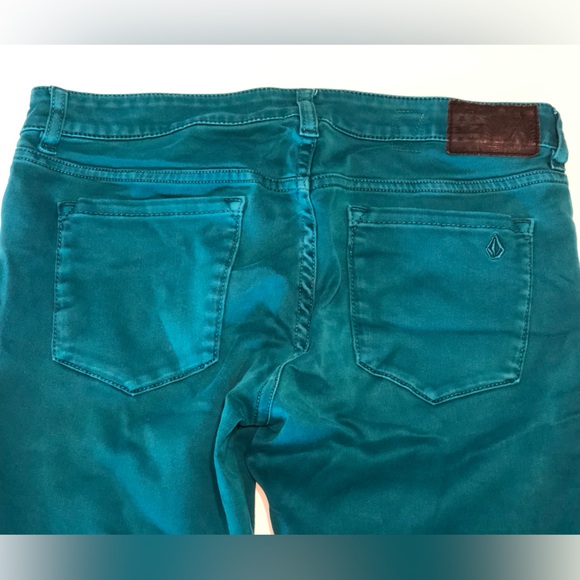 VOLCOM ~ Skinny Fit Low Rise Turquoise Jeans ~ size 7 - Picture 4 of 7